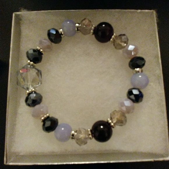 Evening Crystal Metallic Bracelet - Picture 2 of 8